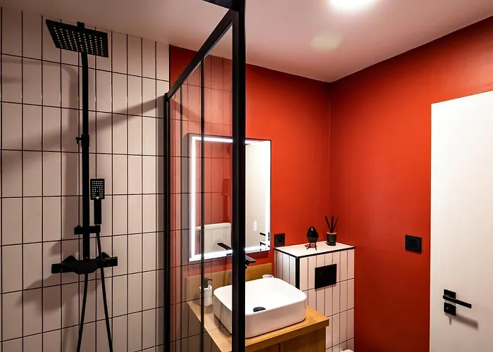 Elegant A Cote Du Parlement *