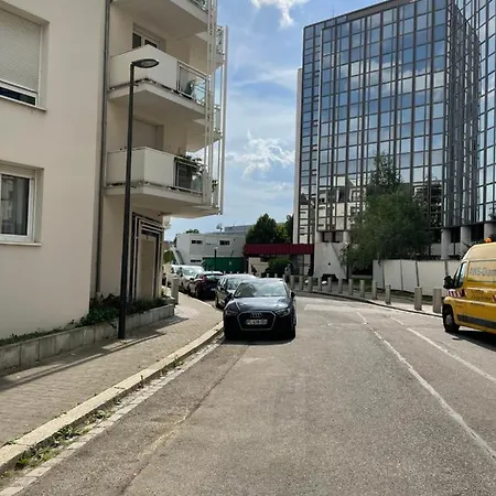 Elegant A Cote Du Parlement Apartment Strasbourg